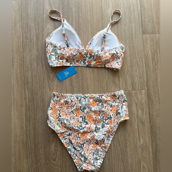 Cupshe women’s Floral Print Bikini Set - Orange and Cream toe piece set Small - Picture 2 of 7